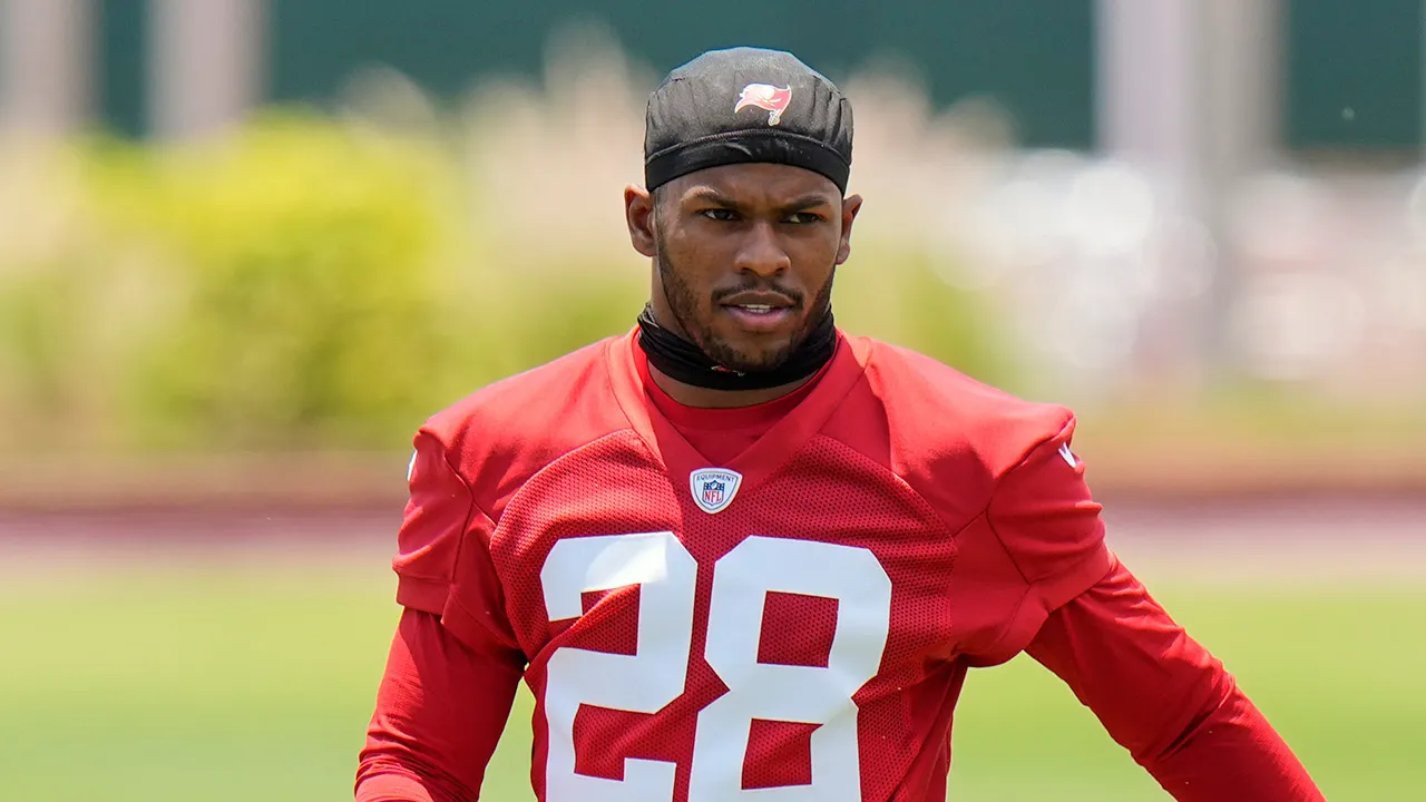 Shilo Sanders channels brother Shedeur Sanders before Browns-Steelers game