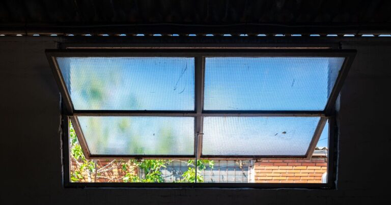 All Brits ‘keep windows shut’ between 9am and 8pm – government advice