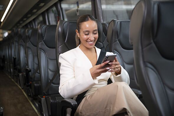 'Meme sharing' helps keep friendships strong, research suggests
